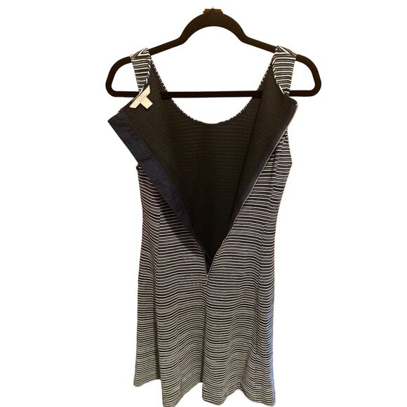Banana Republic Women's Striped Navy‎ & White Sleeveless A-Line Dress Size 12 - Picture 3 of 10